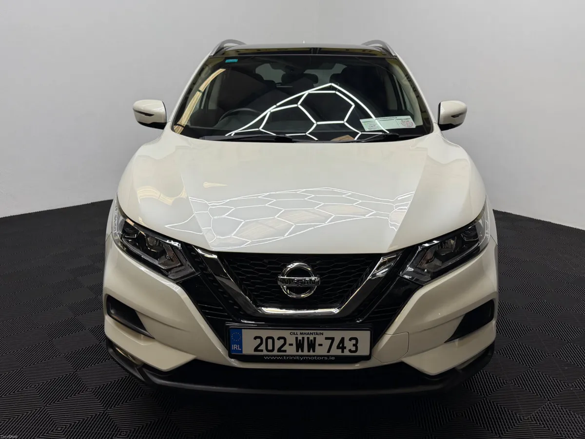 2020 Nissan Qashqai 1.3 petrol auto LOW KM/NEW NCT - Image 3