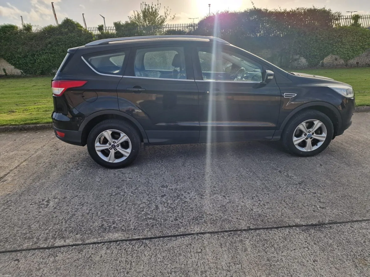 Ford Kuga - Image 4