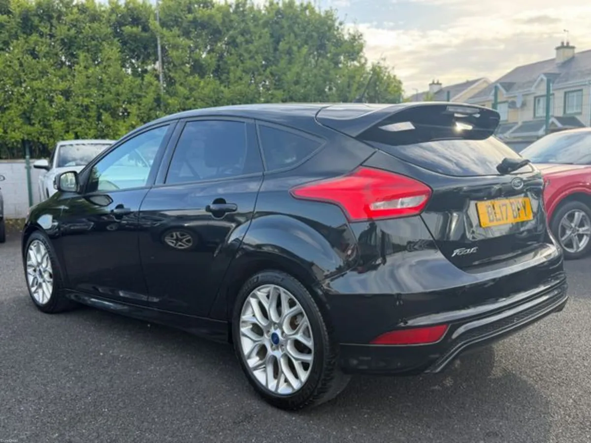 Ford Focus ST-LINE TDCI - Image 4