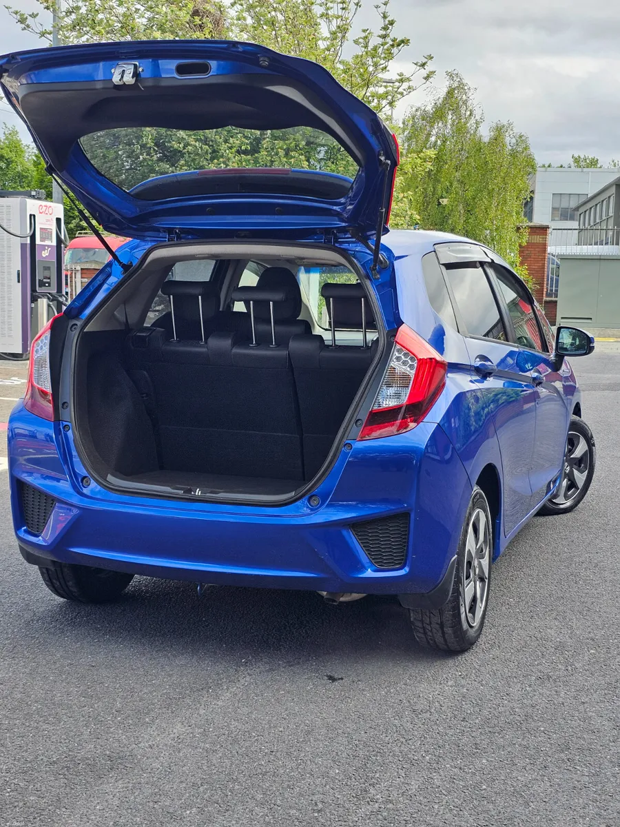 Honda Fit 2015 - Image 4
