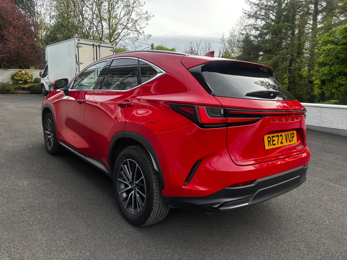 Lexus NX 450h+ 450h+ 2.5 5dr E-CVT [Premium Pk] 22 - Image 4