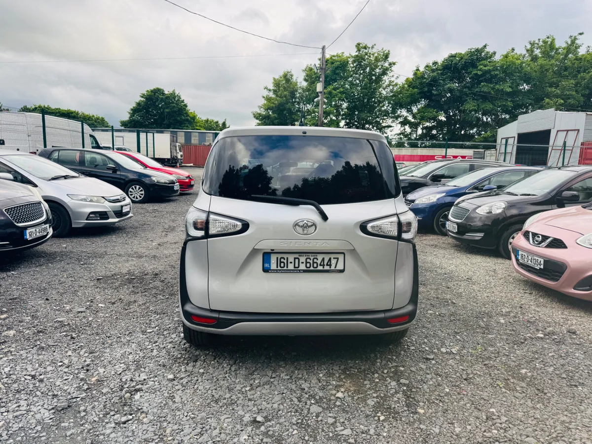 Toyota Sienta 2016 Fully Automatic - Image 5
