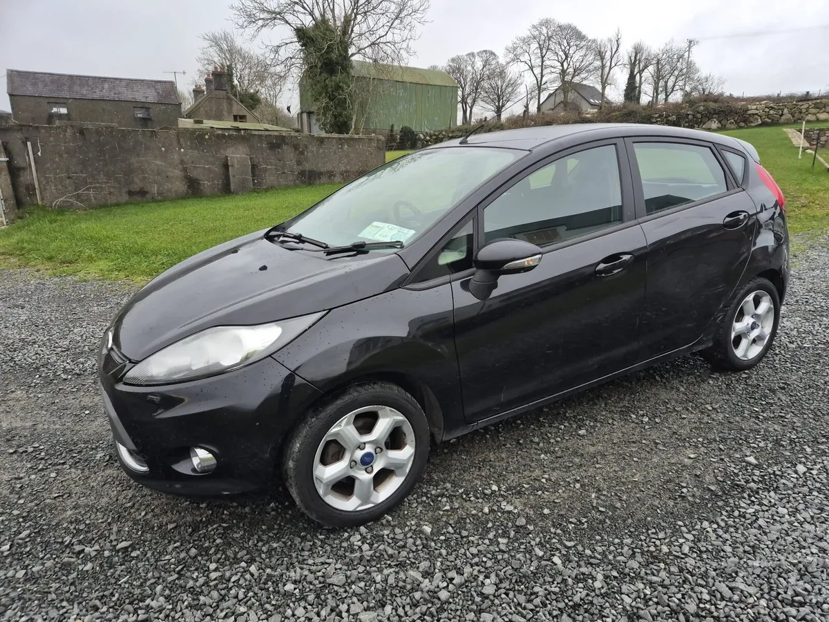 2011 Ford Fiesta 1.25 Style - Image 2