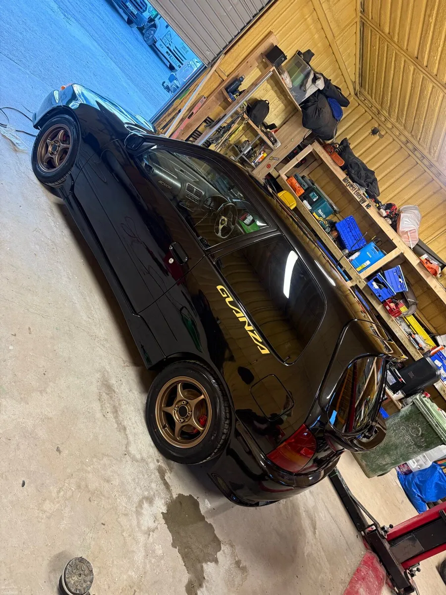 Toyota starlet glanza v - Image 3