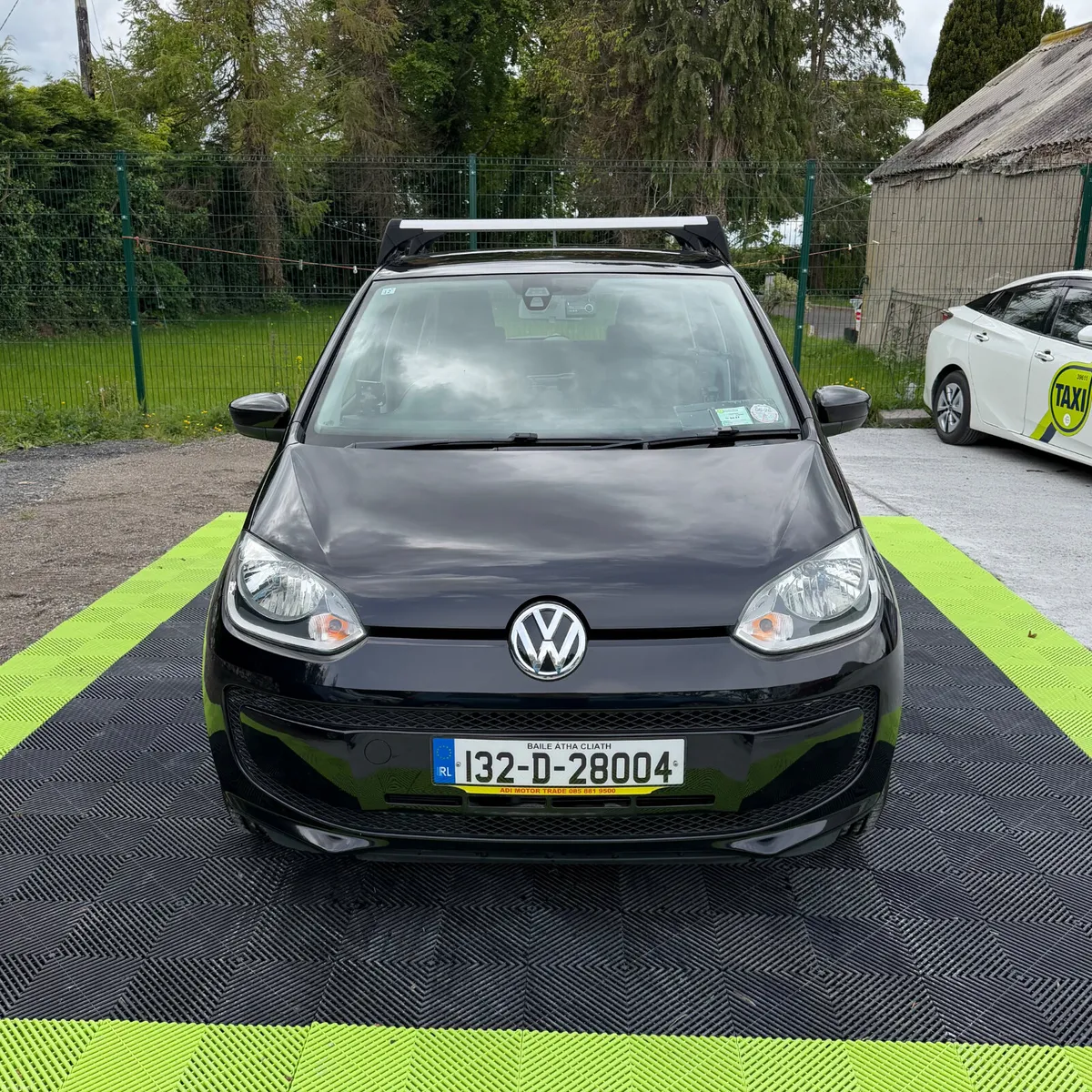 Volkswagen up! 2013 Automatic - Image 1