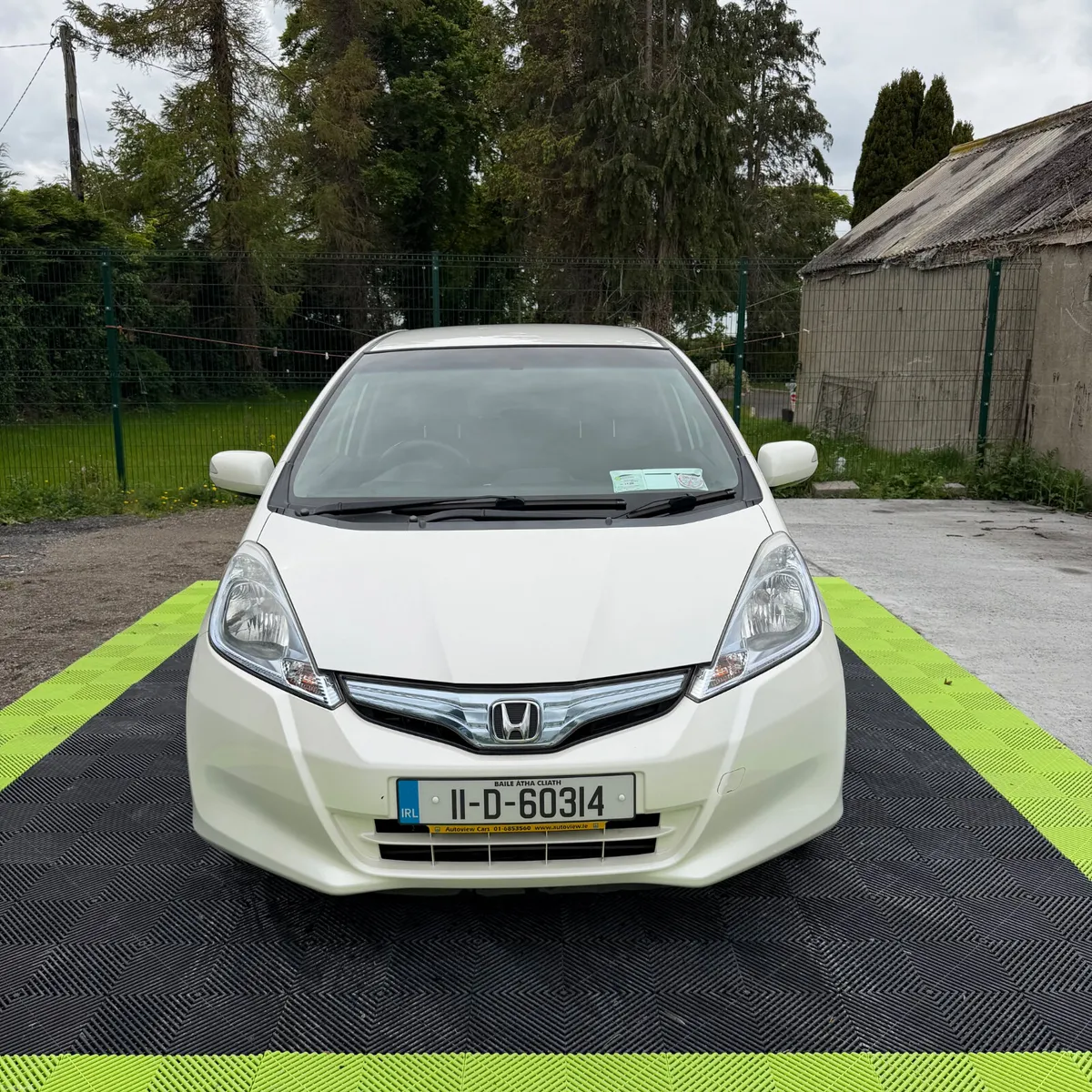 Honda Fit 2011 Hybrid Mint Condition - Image 1