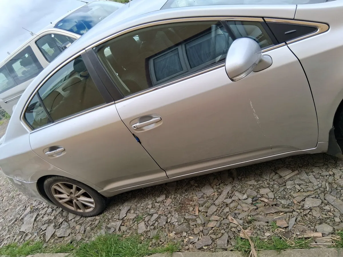 Toyota Avensis  D4D 2011 - Image 3