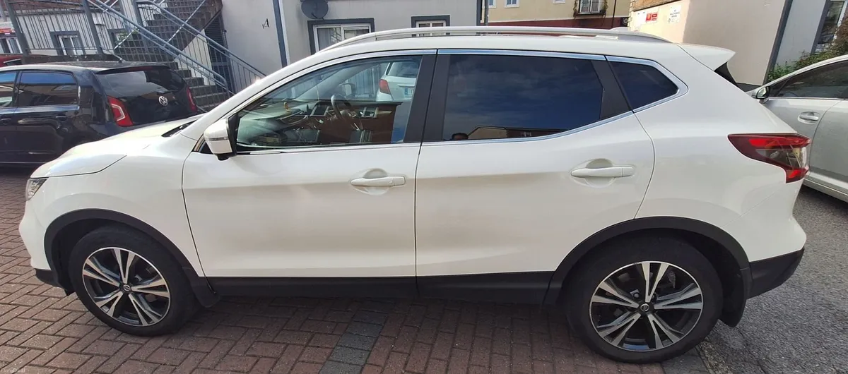 2019 Nissan Qashqai 1.3 SV PREMIUM DCT MY1 - Image 2