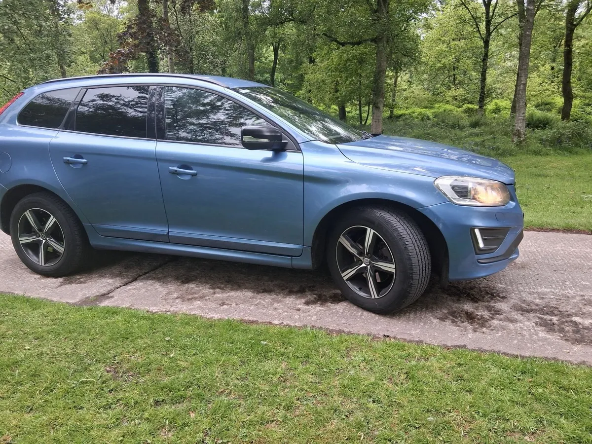 Volvo XC60 2016 - Image 2