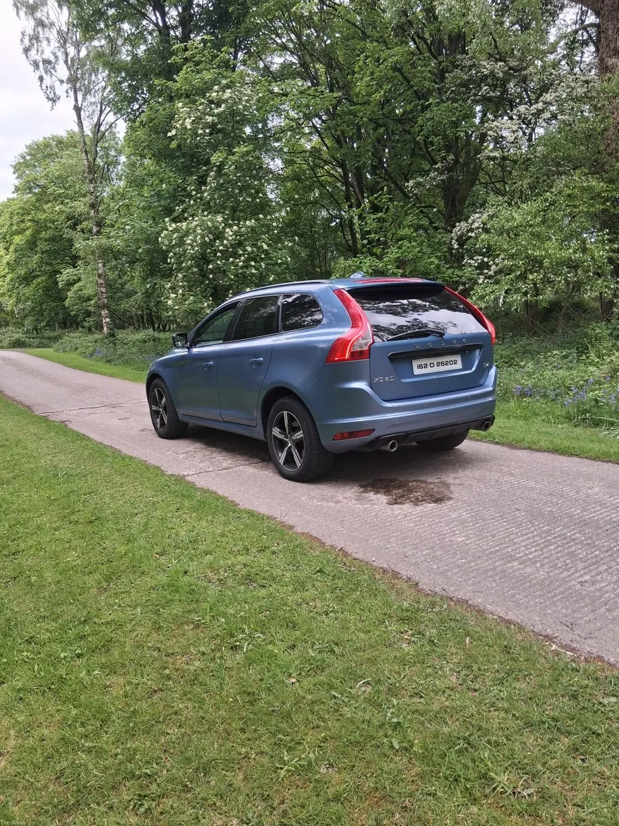 Volvo XC60 2016 - Image 4