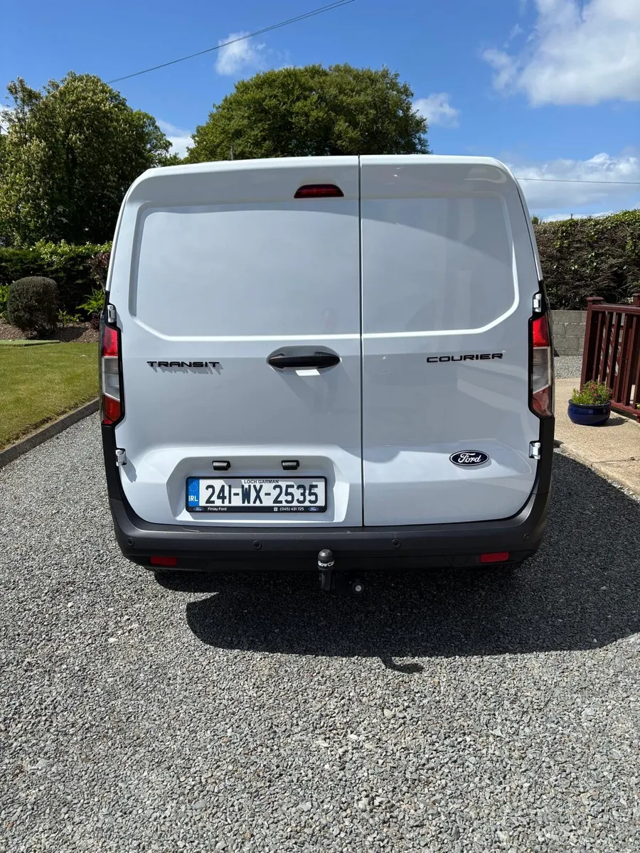 241 Ford Transit Courier Van (Private tax) - Image 3