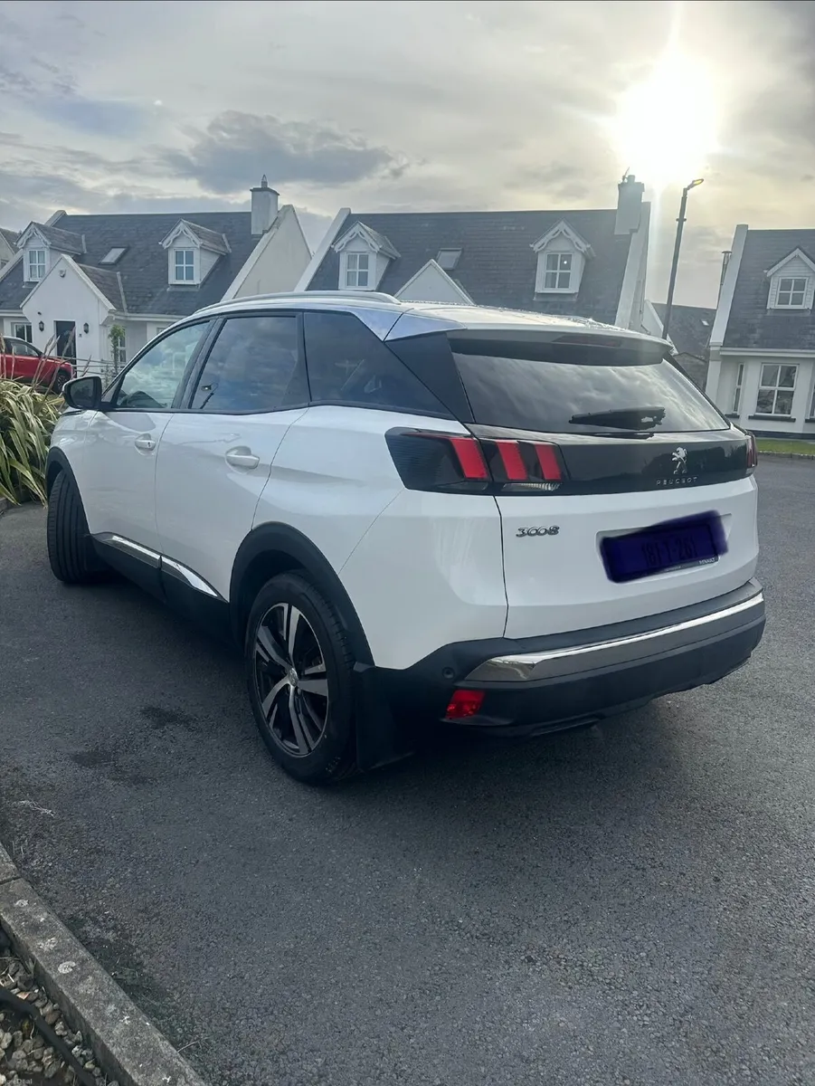 Peugeot 3008 1.2 puretech 130BHP Allure - Image 2