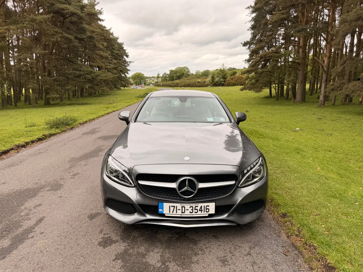Mercedes-Benz C-Class C180 Coupe - Image 2