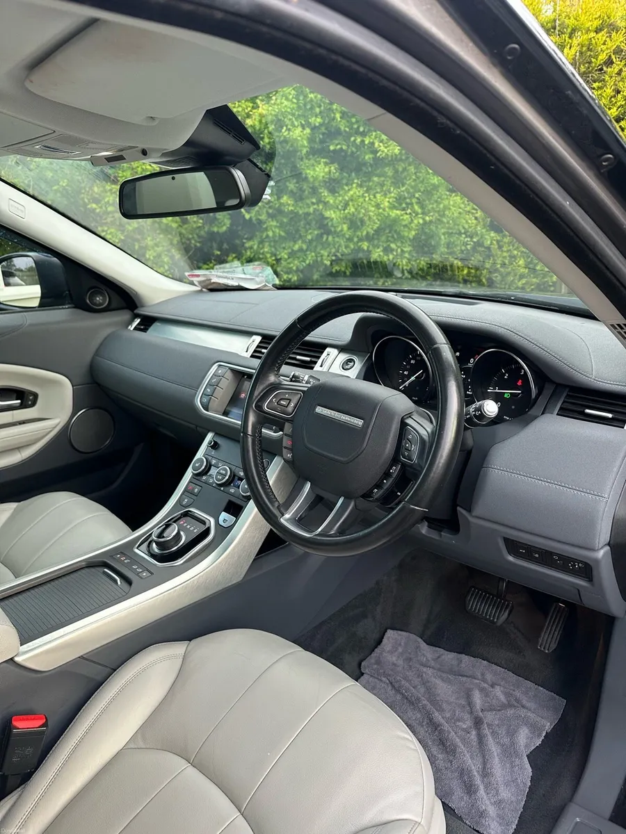 Range Rover Evoque * massive spec - Image 6