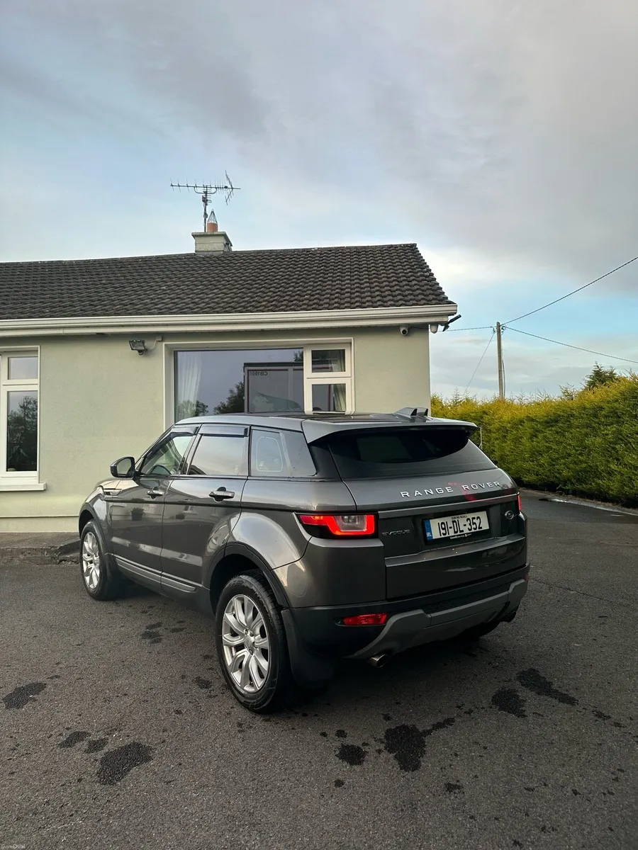 Range Rover Evoque * massive spec - Image 3