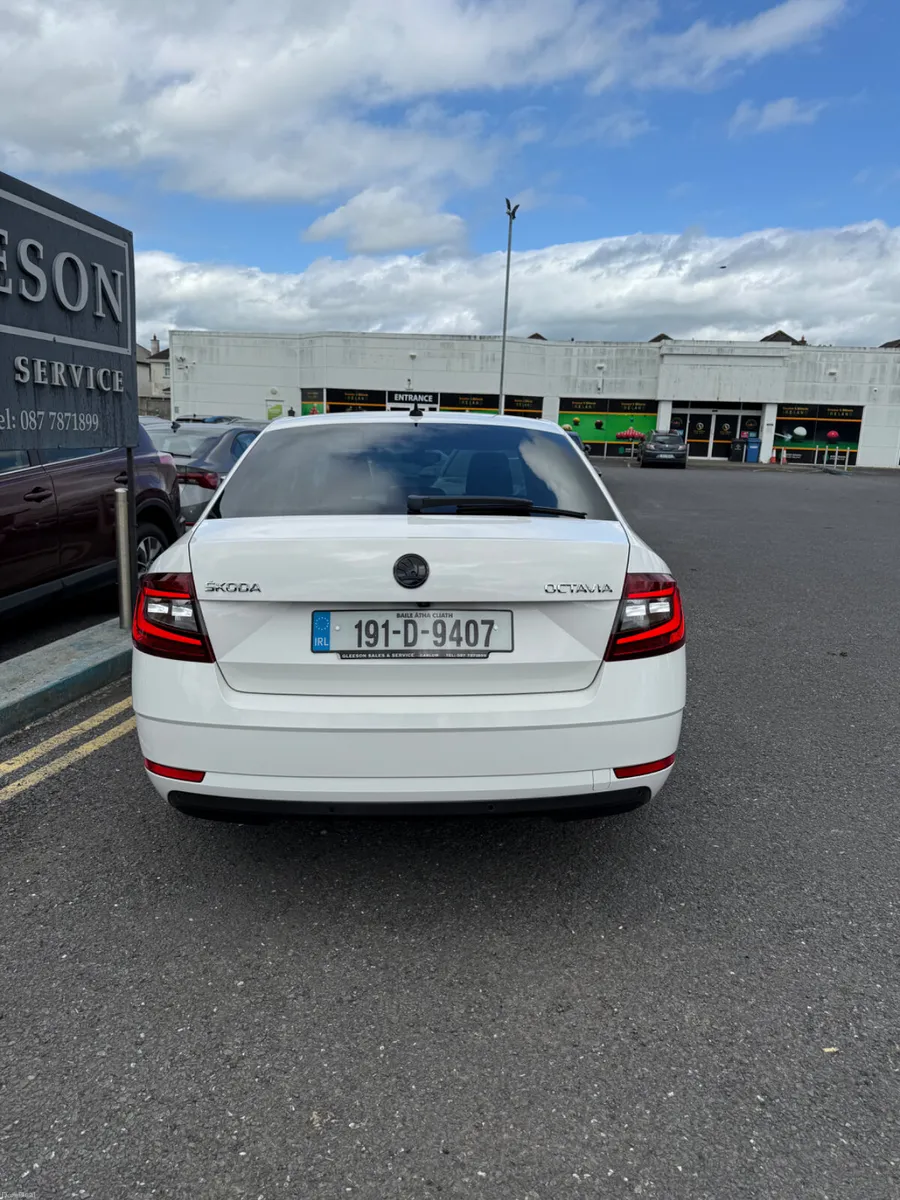 2019 Skoda Octavia Style 1.6 TDi DSG Automatic - Image 6