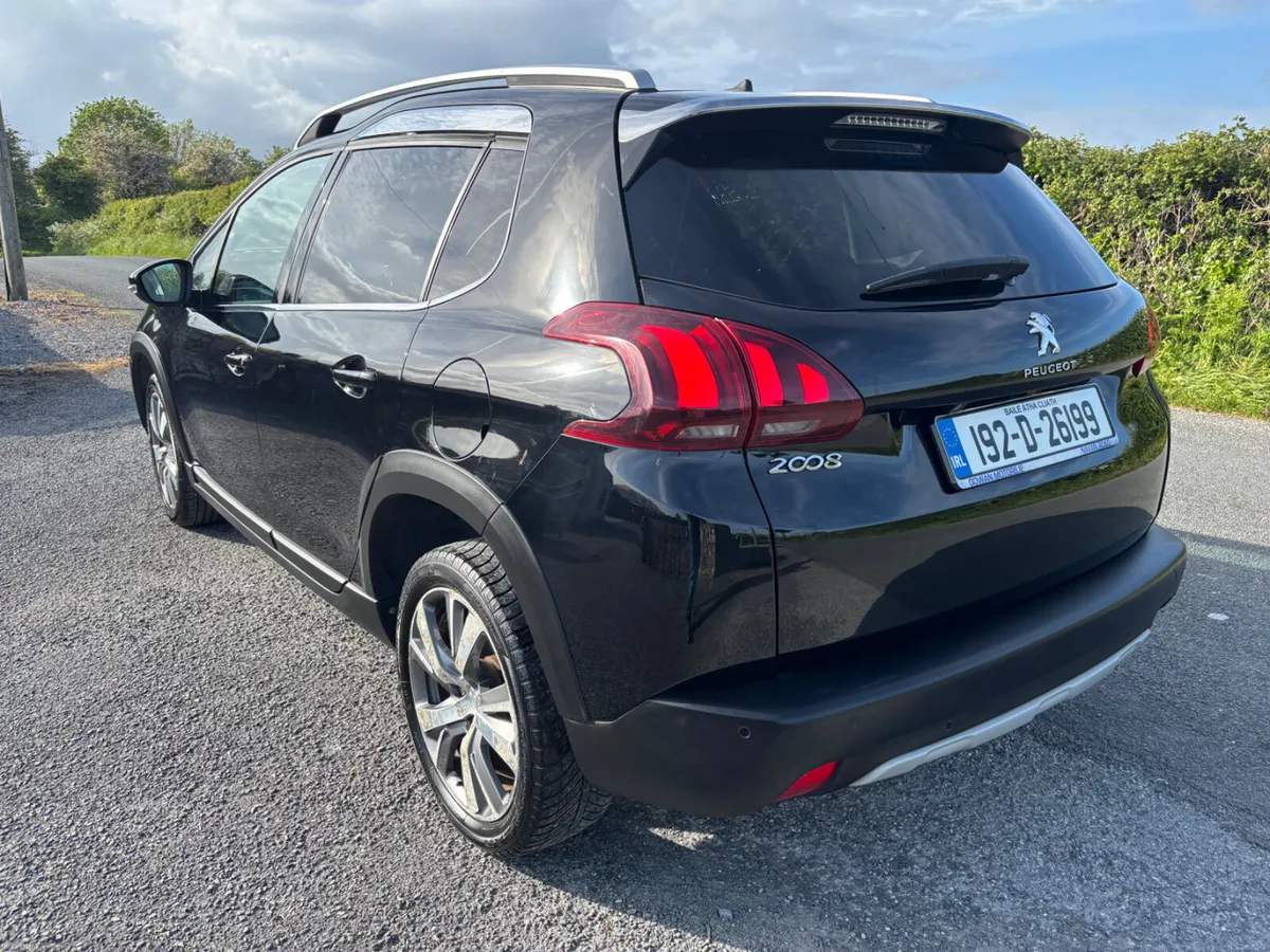 Peugeot 2008 2019 1.2 - Image 4