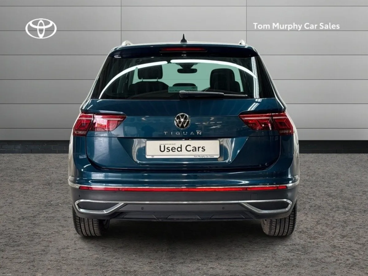 Volkswagen Tiguan ELEGANCE 2.0 TDI 150BHP - PANORA - Image 4