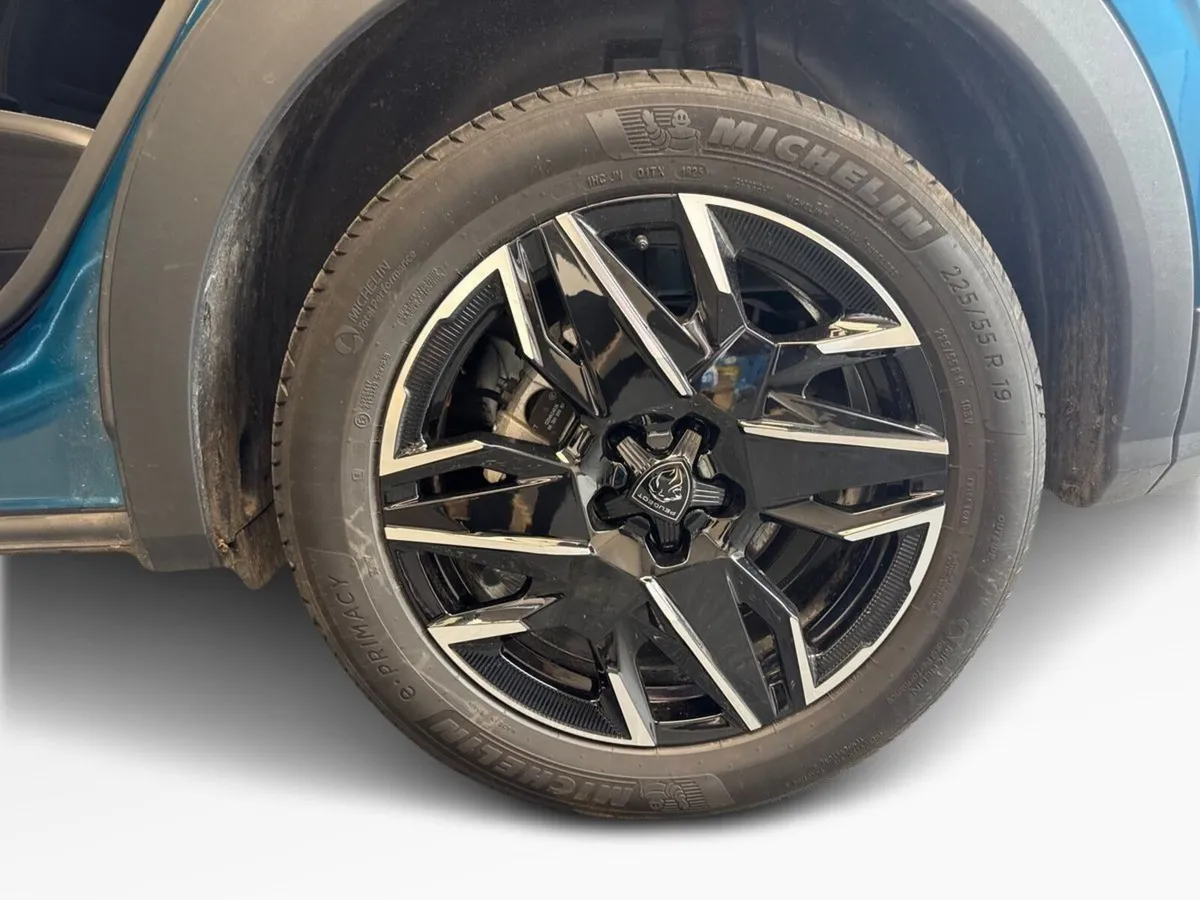 Peugeot 3008 HYBRID ALLURE AUTO *FLASH SALE* €100 - Image 5