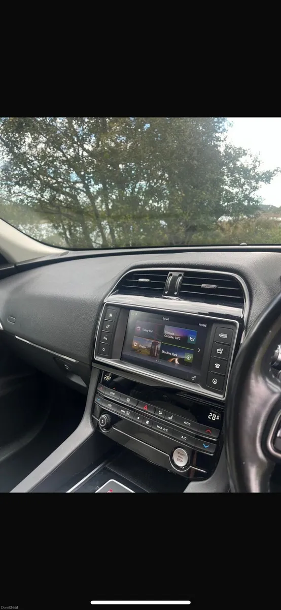 Jaguar F Pace - Image 3