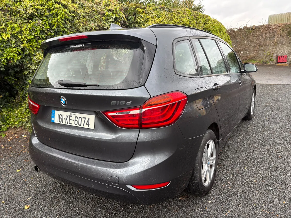 BMW 2-Series 2016 7 Seater - Image 3