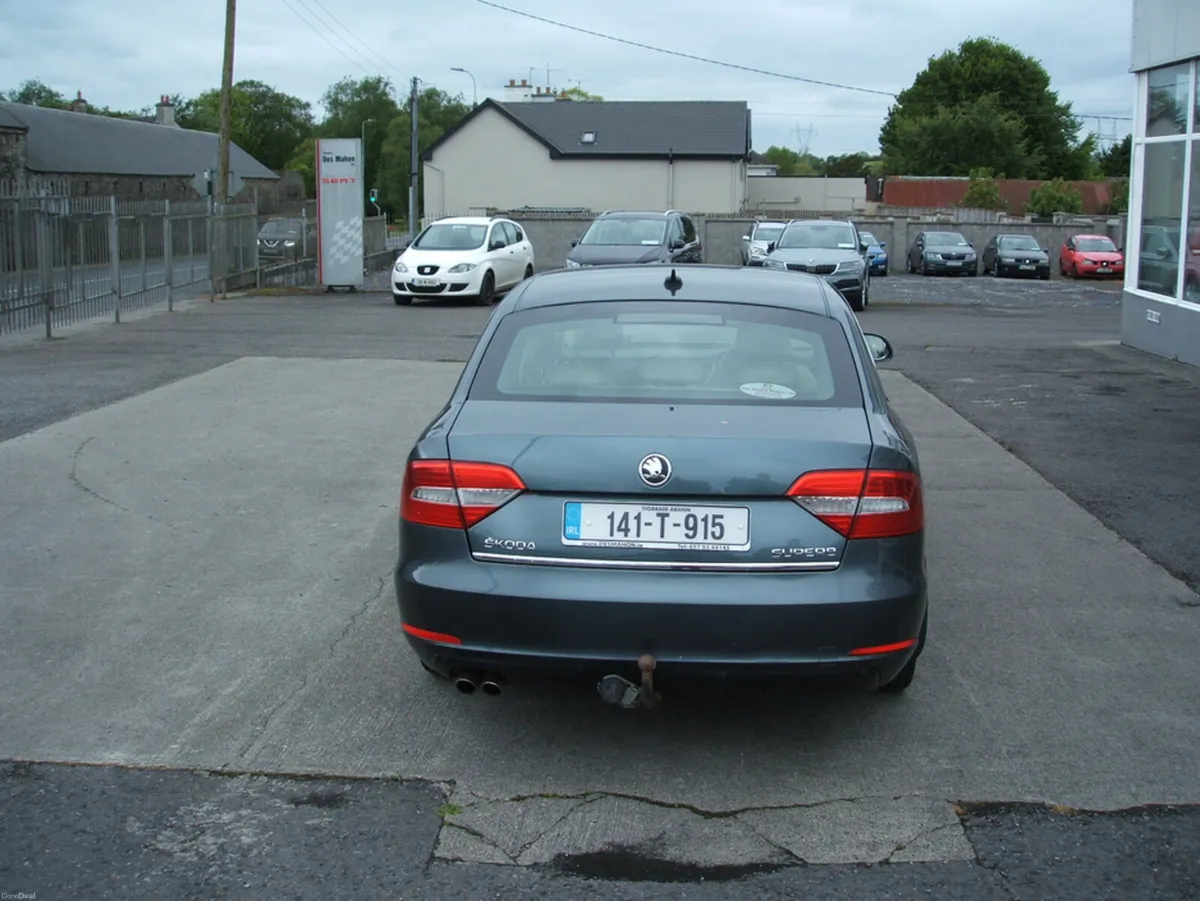 Skoda Superb ELEGANCE 2.0 TDI 140HP 4 4DR - Image 4