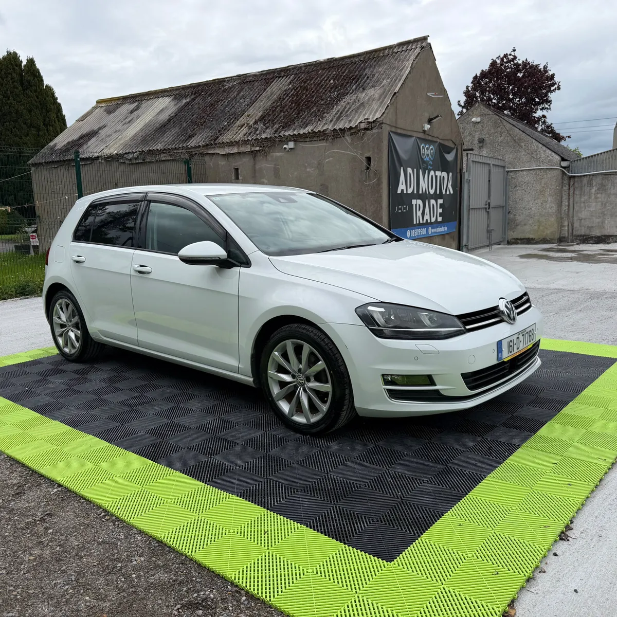 Volkswagen Golf 2016 Highline - Image 2