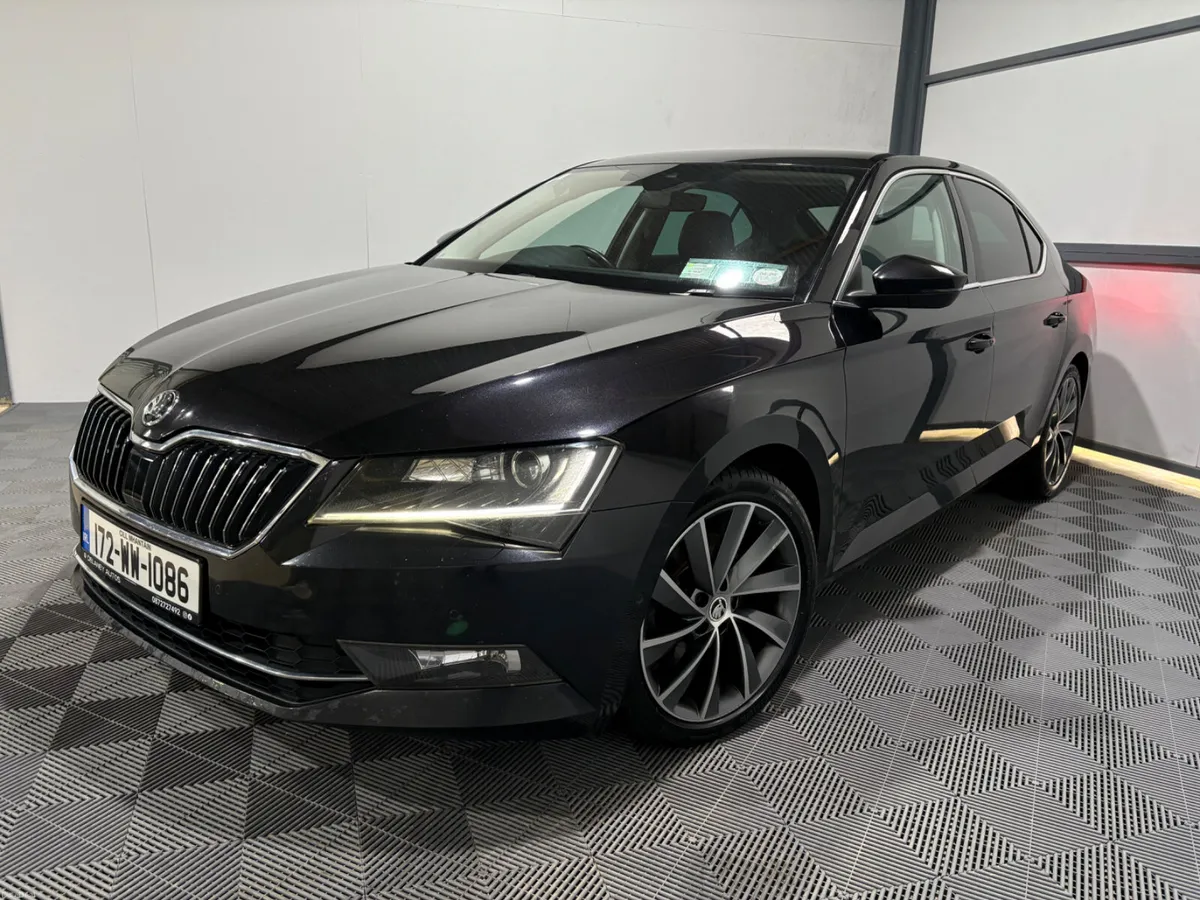2017 Skoda Superb L&K 2.0 TDi DSG 150 BHP - Image 6
