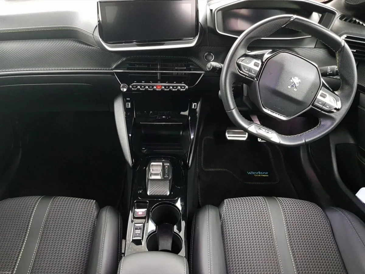 Peugeot 208 Electric 136bhp (50 kWh) GT - Image 4