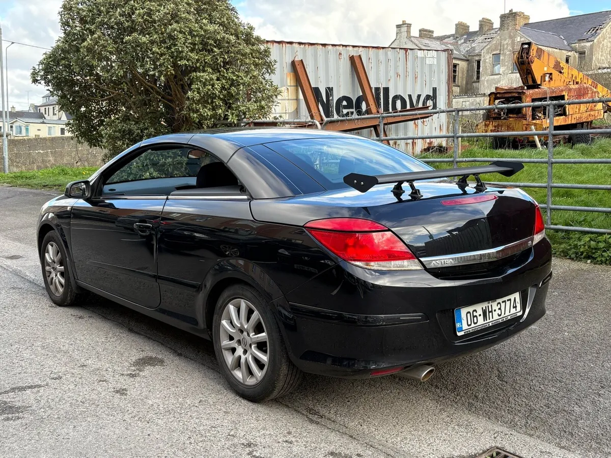 Opel Astra TwinTop cabrio - Image 4