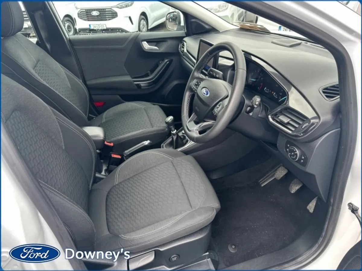 Ford Puma 1.0 PETROL Titanium - Image 2