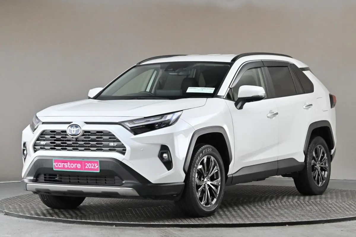 Toyota RAV4 2.5 PETROL HYBRID PLATINUM **MEMO LEAT - Image 3