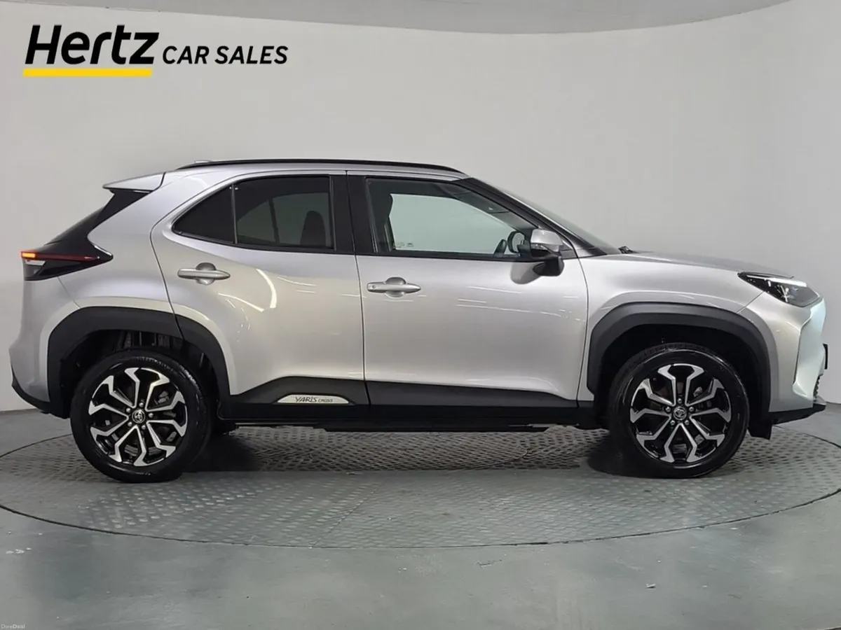Toyota Yaris Cross DESIGN HEV 1.5 Petrol Automatic - Image 4