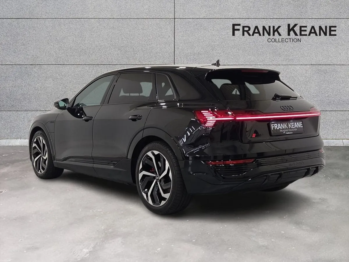 Audi Q8 Q8 SUV 55 TFSI e 394PS S Line - Image 2