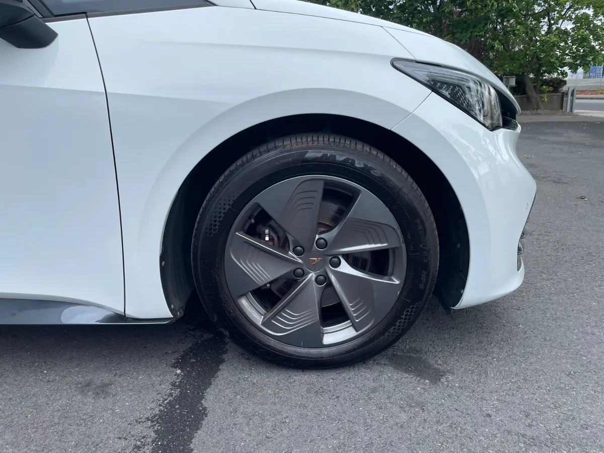 CUPRA BORN 58KWH - APPLE PLAY - 120TAX - Image 2