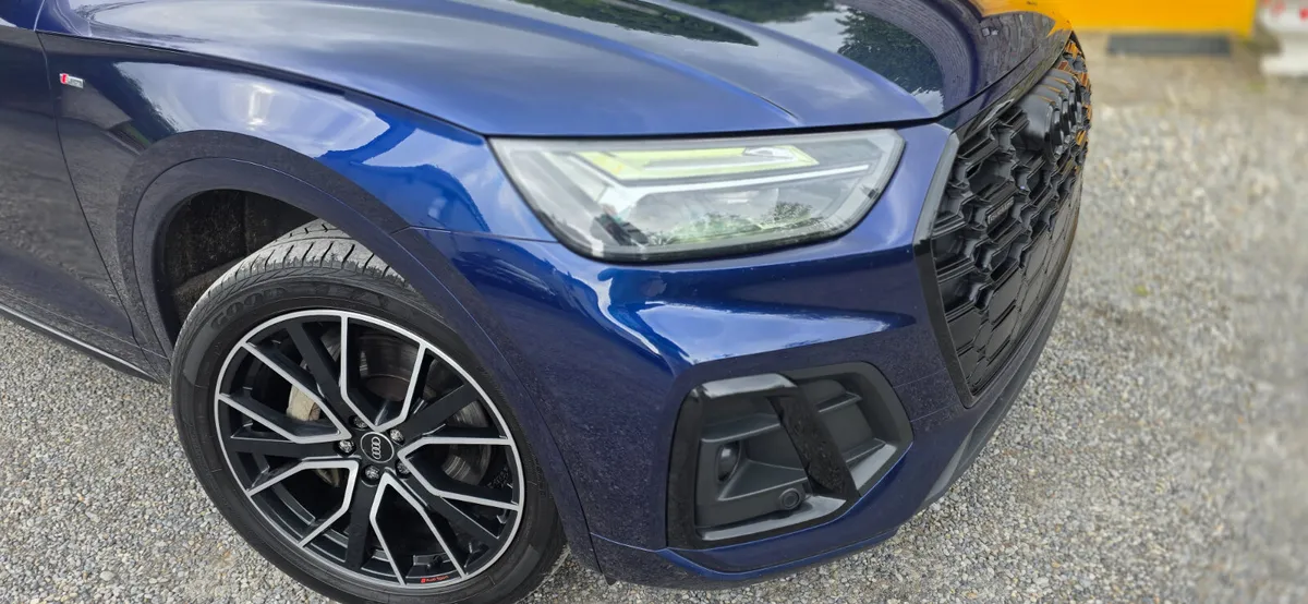Audi Q5 2023 S LINE BLACK EDITION - Image 3