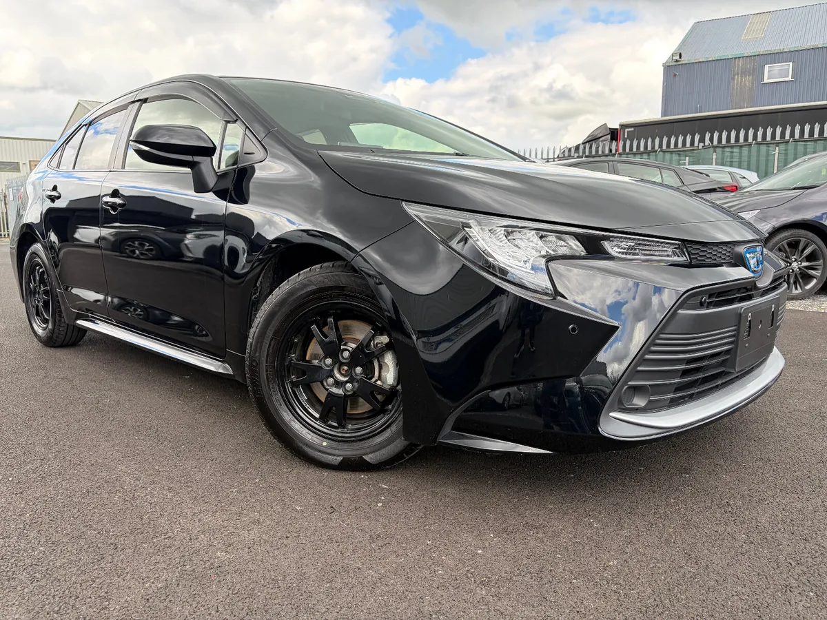 2023 Toyota Corolla Hybird Automatic 1 owner car - Image 1