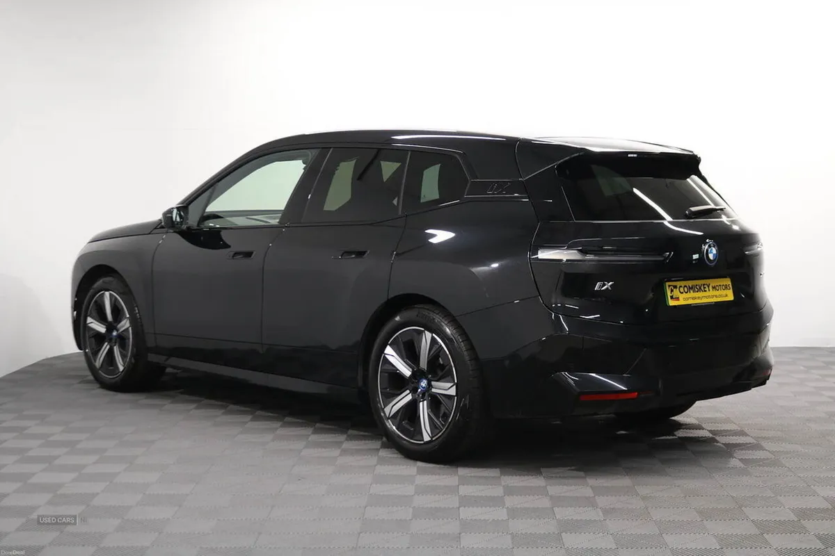 BMW iX 40 M Sport Edition - Image 4