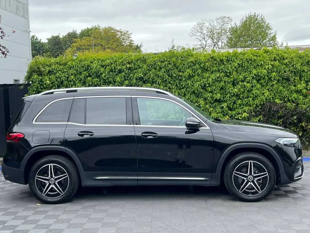 Mercedes-Benz EQB EQB350 AMG-LINE 4MATIC 7-SEATER - Image 2