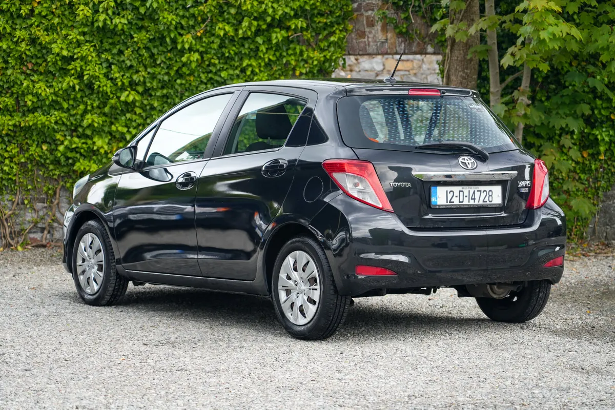 2012 Toyota Yaris 1.0 LUNA Petrol Manual *Low Kms* - Image 3
