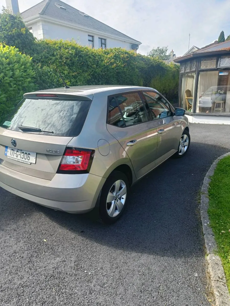 2017 (171) Skoda Fabia
AMBITION 1.0 MPI 60HP 4DR - Image 4