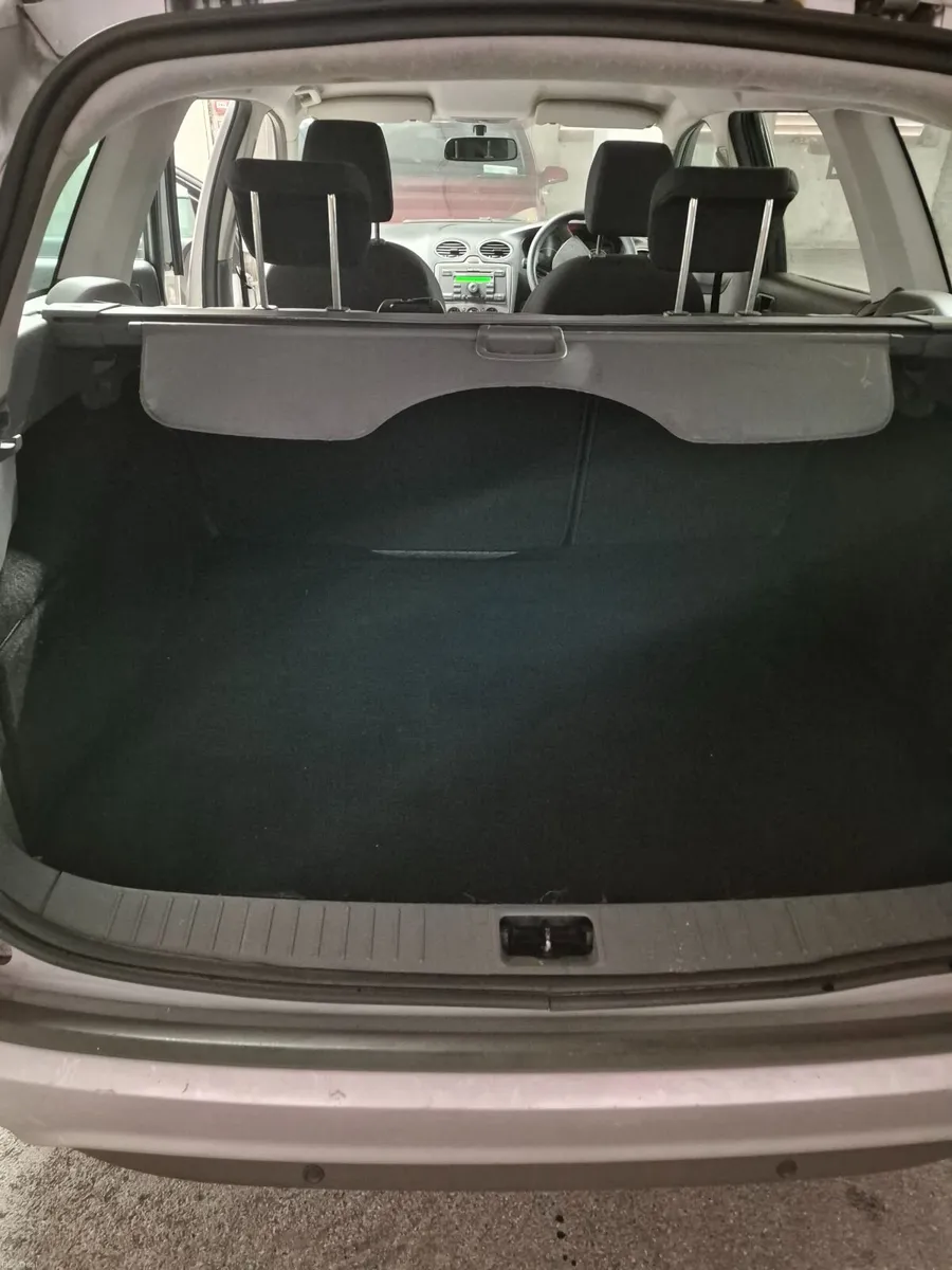 Ford Focus 2009 - Image 4