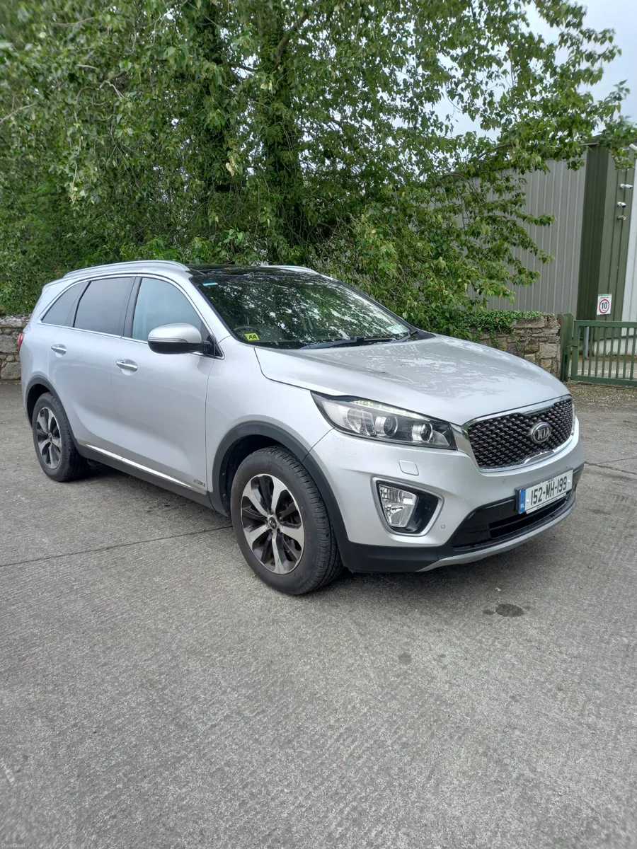 2015 Kia Sorento 2.2 Diesel Automatic - Image 1