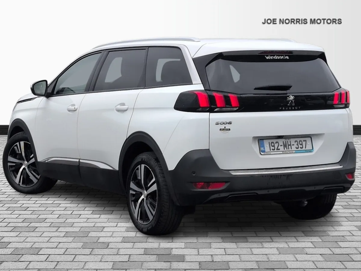 Peugeot 5008 ALLURE 1.5HDI 1304DR - Image 3