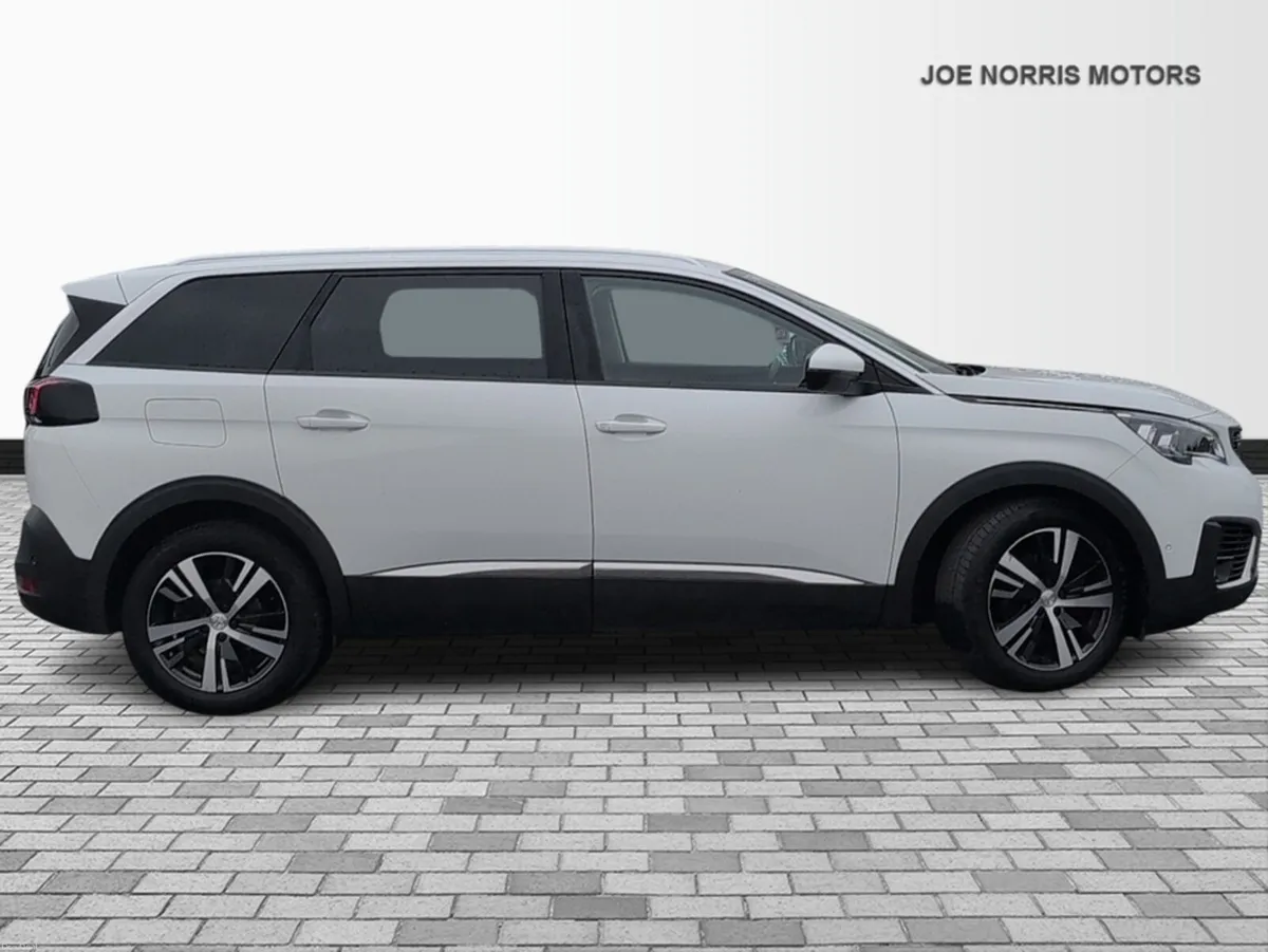 Peugeot 5008 ALLURE 1.5HDI 1304DR - Image 4