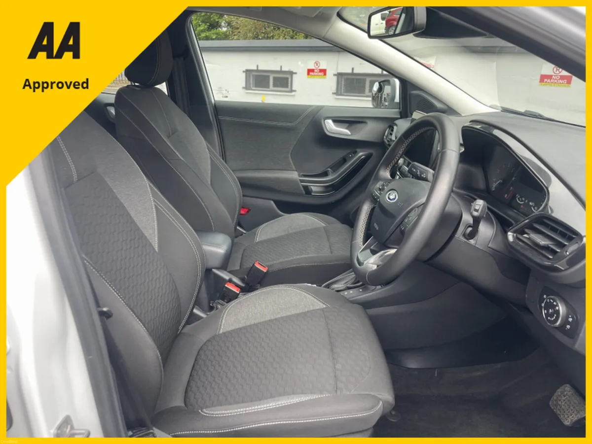 Ford Puma AUTO TITANIUM MHEV - Image 4