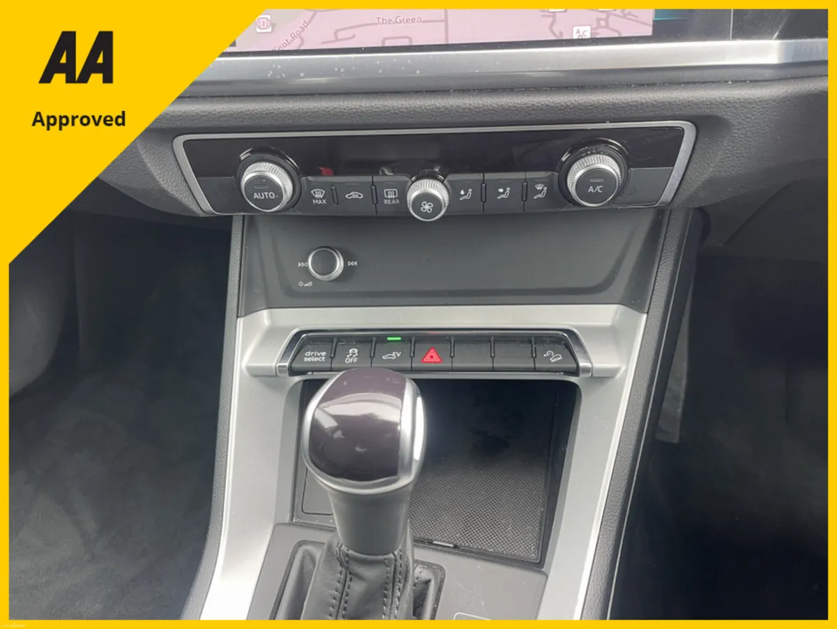 Audi Q3 TECHNIK 45 TFSI E AUTO FREE DELIVERY - Image 6