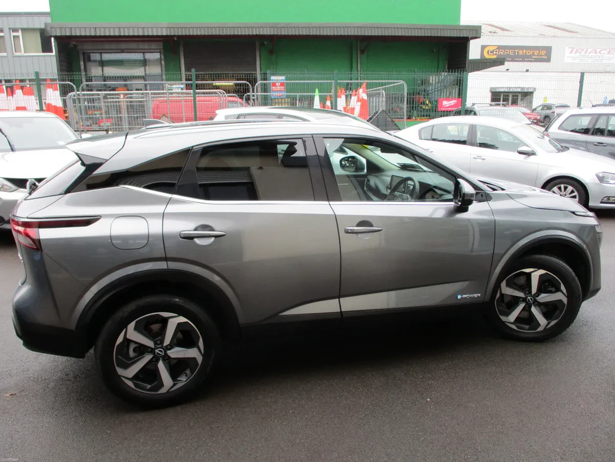 Nissan Qashqai epower 1.5 SV, PAN  ROOF. AUTO 2023 - Image 4