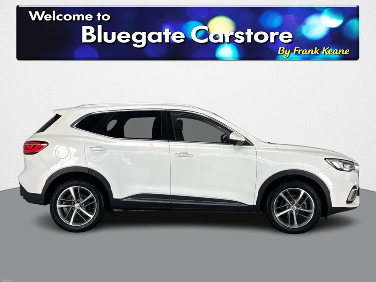 MG HS EXCLUSIVE PHEV AUTO***PANORAMIC ROOF**TOUCH - Image 3