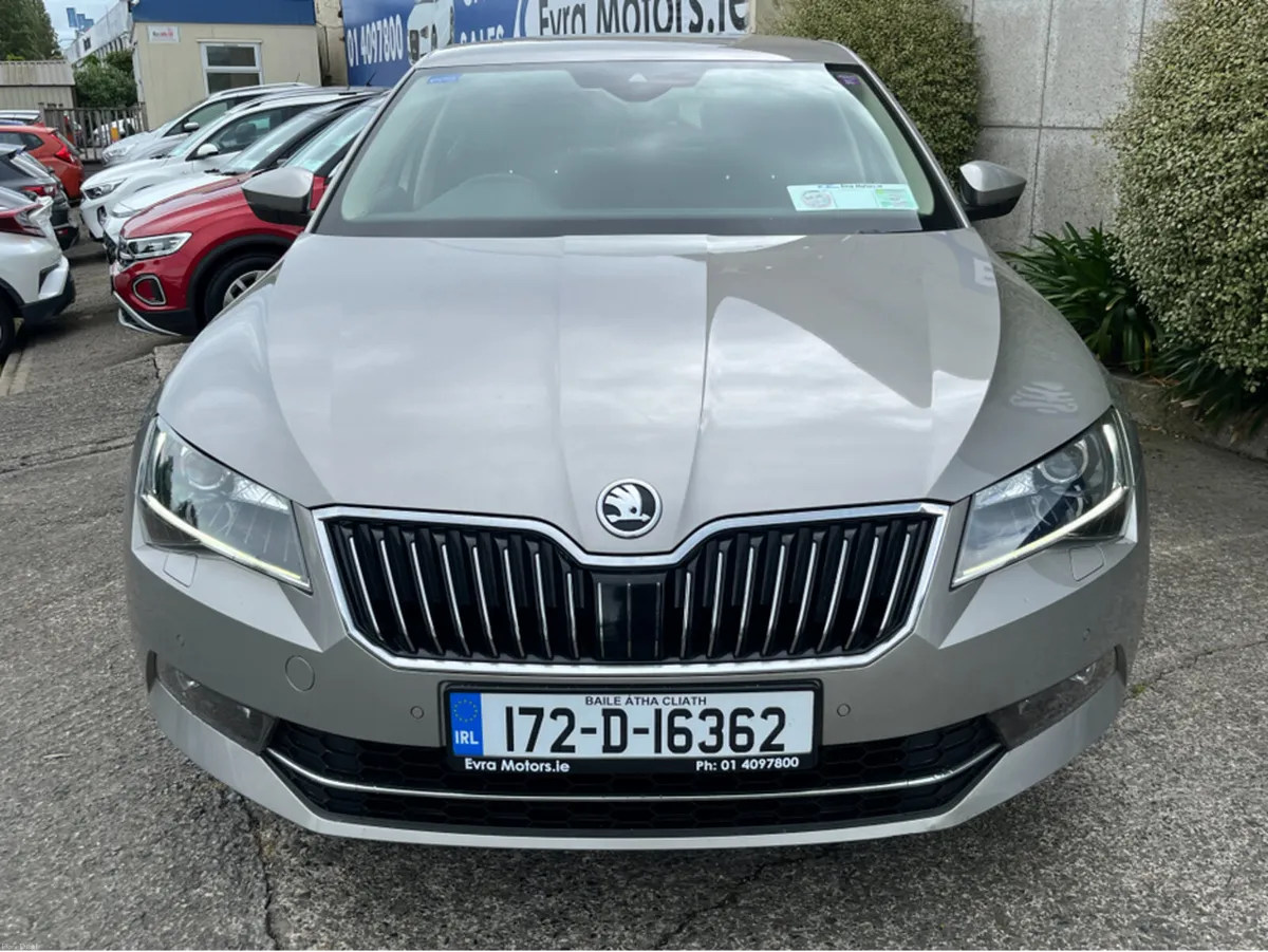 Skoda Superb LAURIN & KLEMENT 2.0 TDI 190BHP MANUA - Image 2